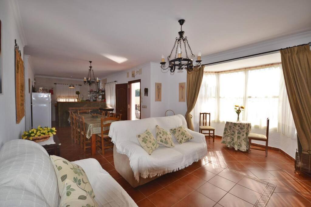 Chalet Con Piscina Privada En Conil Conil De La Frontera Luaran gambar
